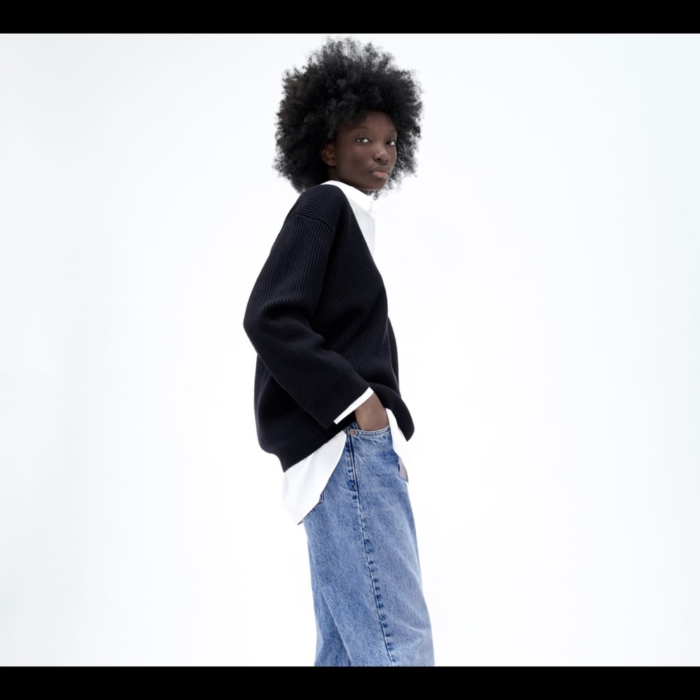 Zara Knit V neck sweater - Picture 3 of 6